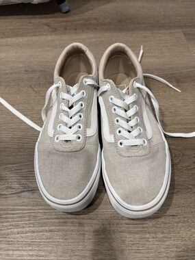 Van’s Women’s Canvas Low-Top Sneakers - Beige and White